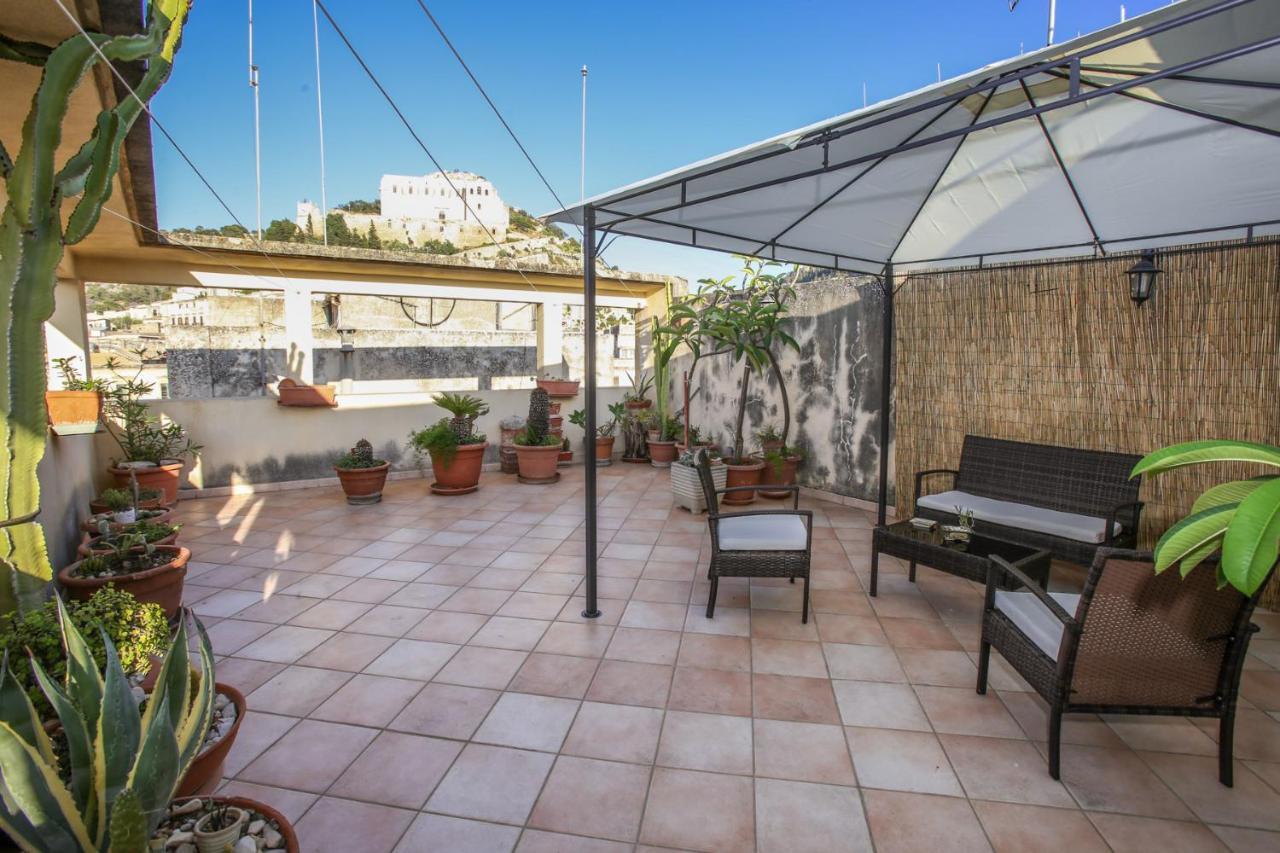 Ferienwohnung La Terrazza Di Viola Scicli Exterior foto